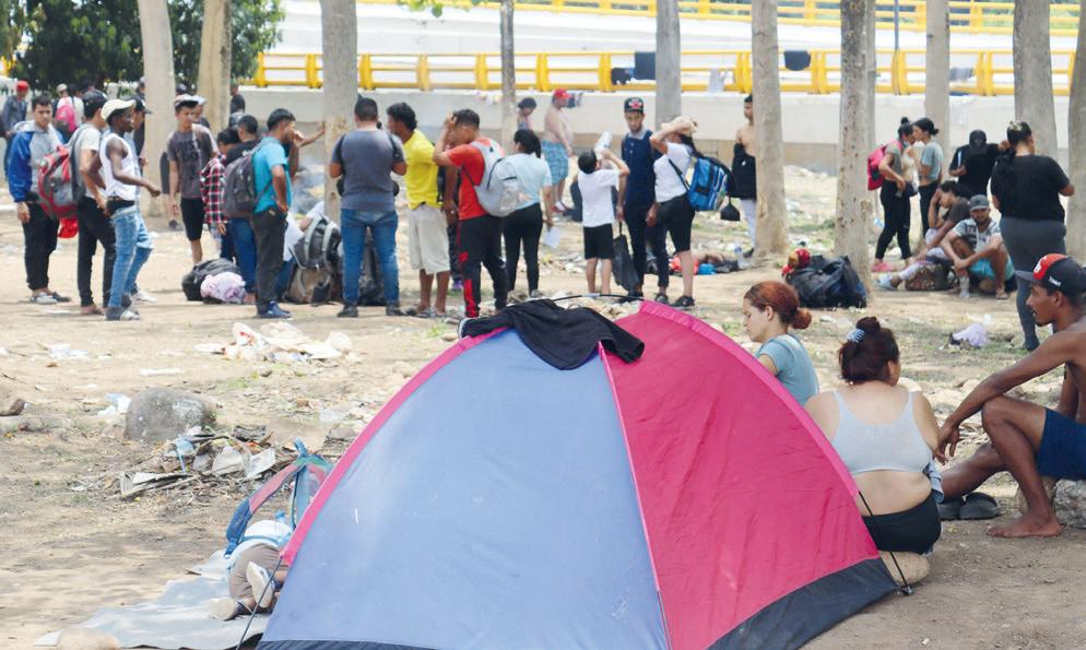 Rosalía no lleva una mala copia barata de mercadillo de Louis