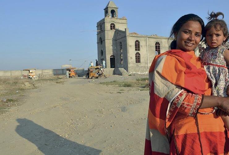 Cover for Bishop encounters vibrant Catholic Church in Pakistan punching above its weight