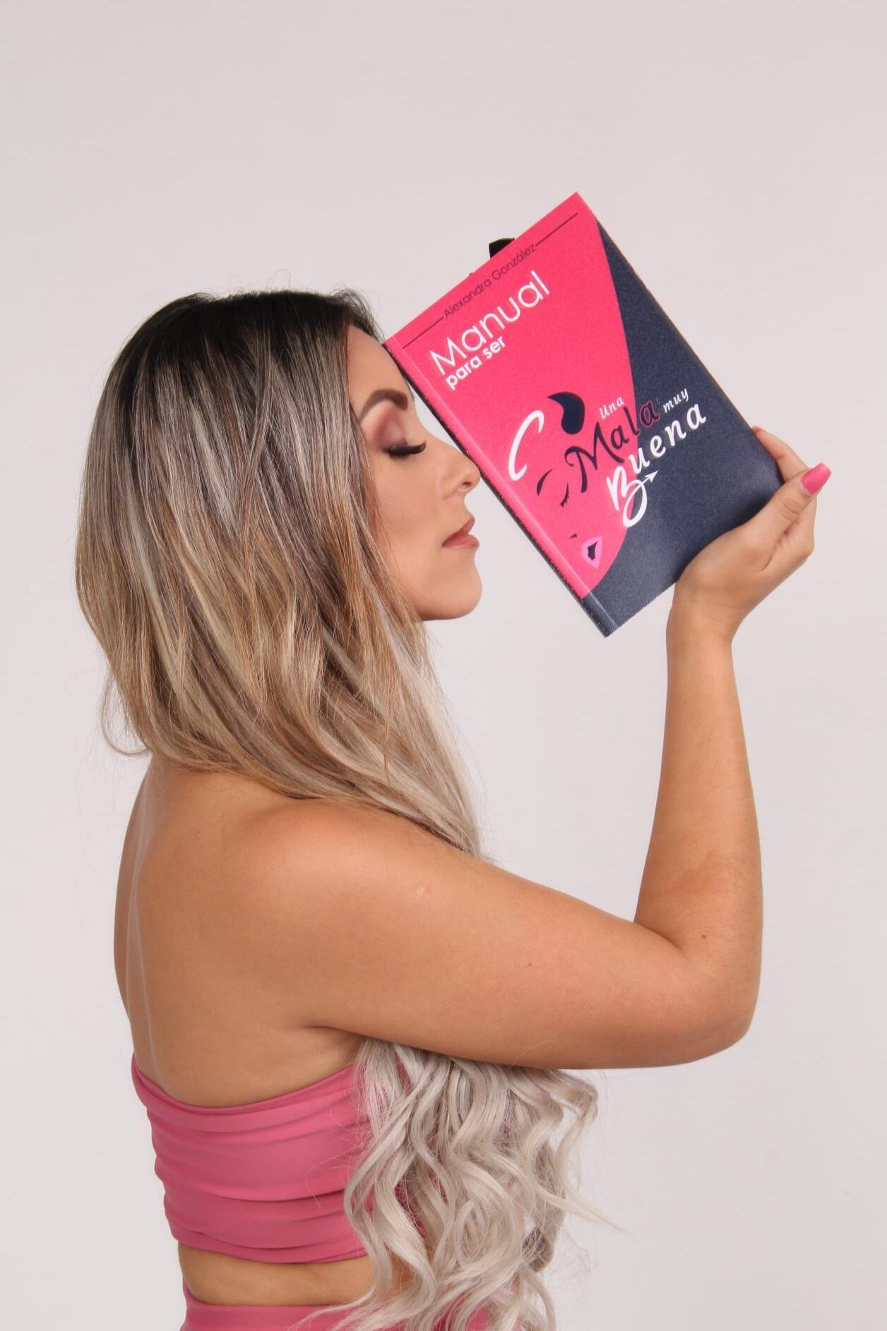 Business Woman | Kristen Medina | Edición Especial | CP Magazine by CP