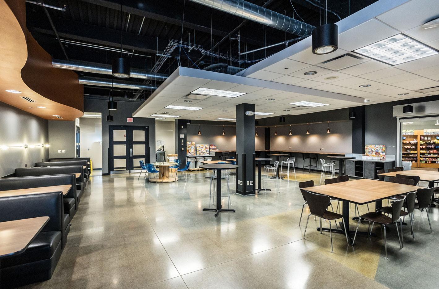 6200 Park Ave Des Moines by Knapp Properties Issuu