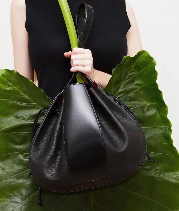 Handbag Trend Fall/Winter 2024 by dezinenews Issuu Handbag Trend Fall/Winter 2024 by dezinenews Issuu