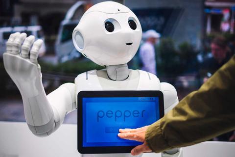 Cover for LA ROBÓTICA EN LA VIDA DIARIA: