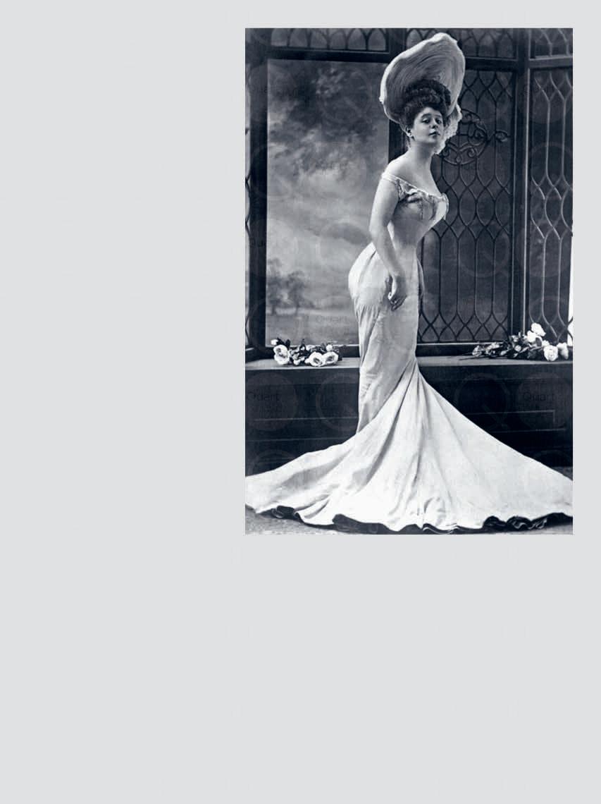 Cover for CAMBIOS EN LA INDUMENTARIA FEMENINA