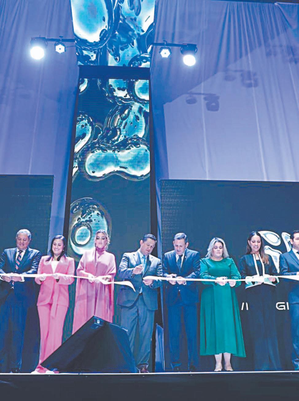 Cover de Tatuaje: Transformación de Tatuaje de Mariposa, image size:974x1305