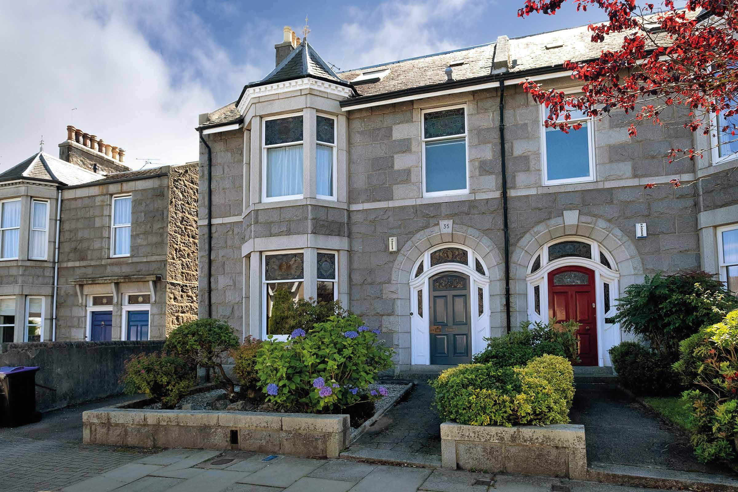 Andersonbain • 35 Murray Terrace by Kovek Issuu