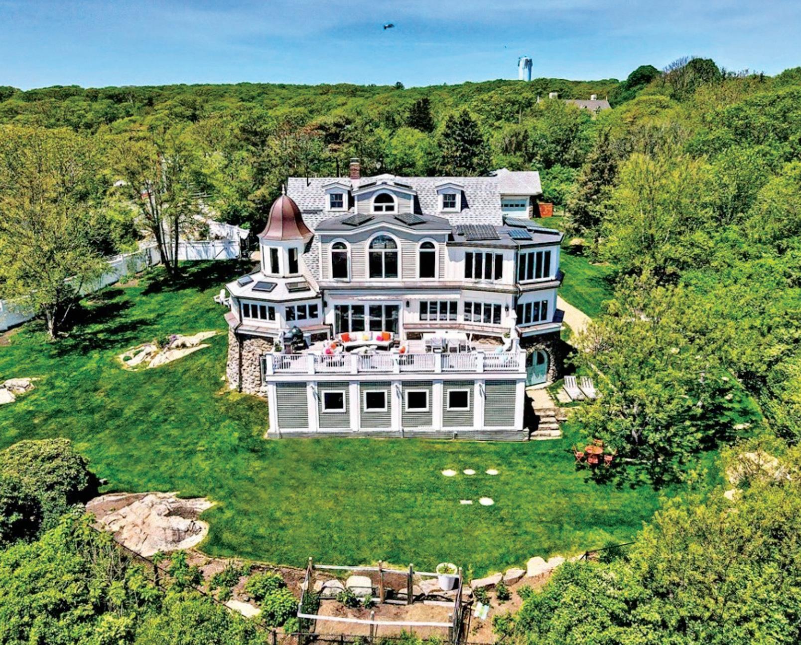 Churchill Properties Massachusetts & NH Real Estate Guide Volume 20