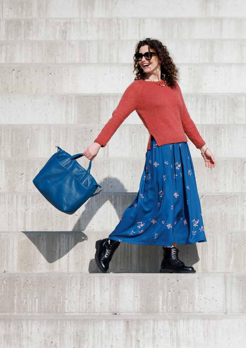 Borsa Donna Fatta A Mano Con Ricamo Pavone – Tracolla In Tela E Sintetico, Blu Scuro