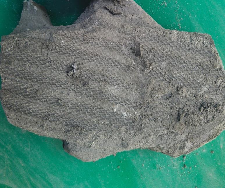 Hydrometallurgical recovery of lead from leach residues containing lead