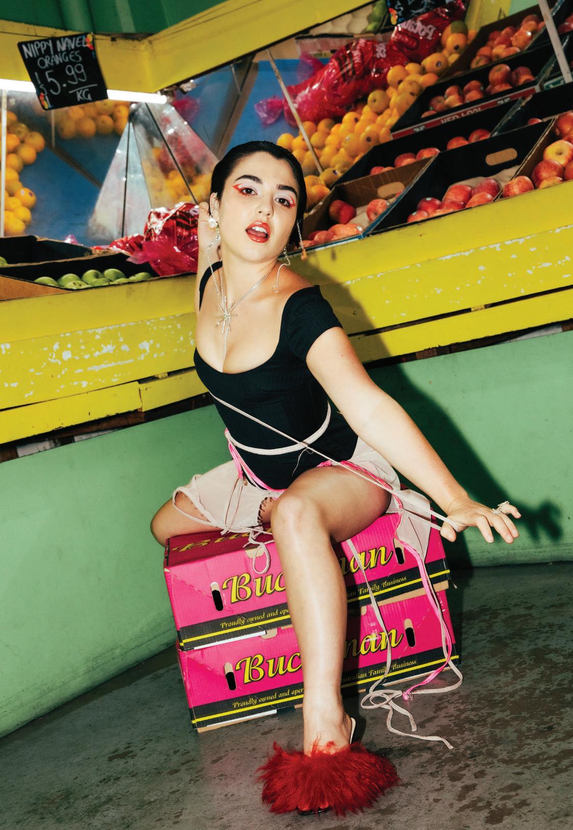 Peeping-hole images js jc