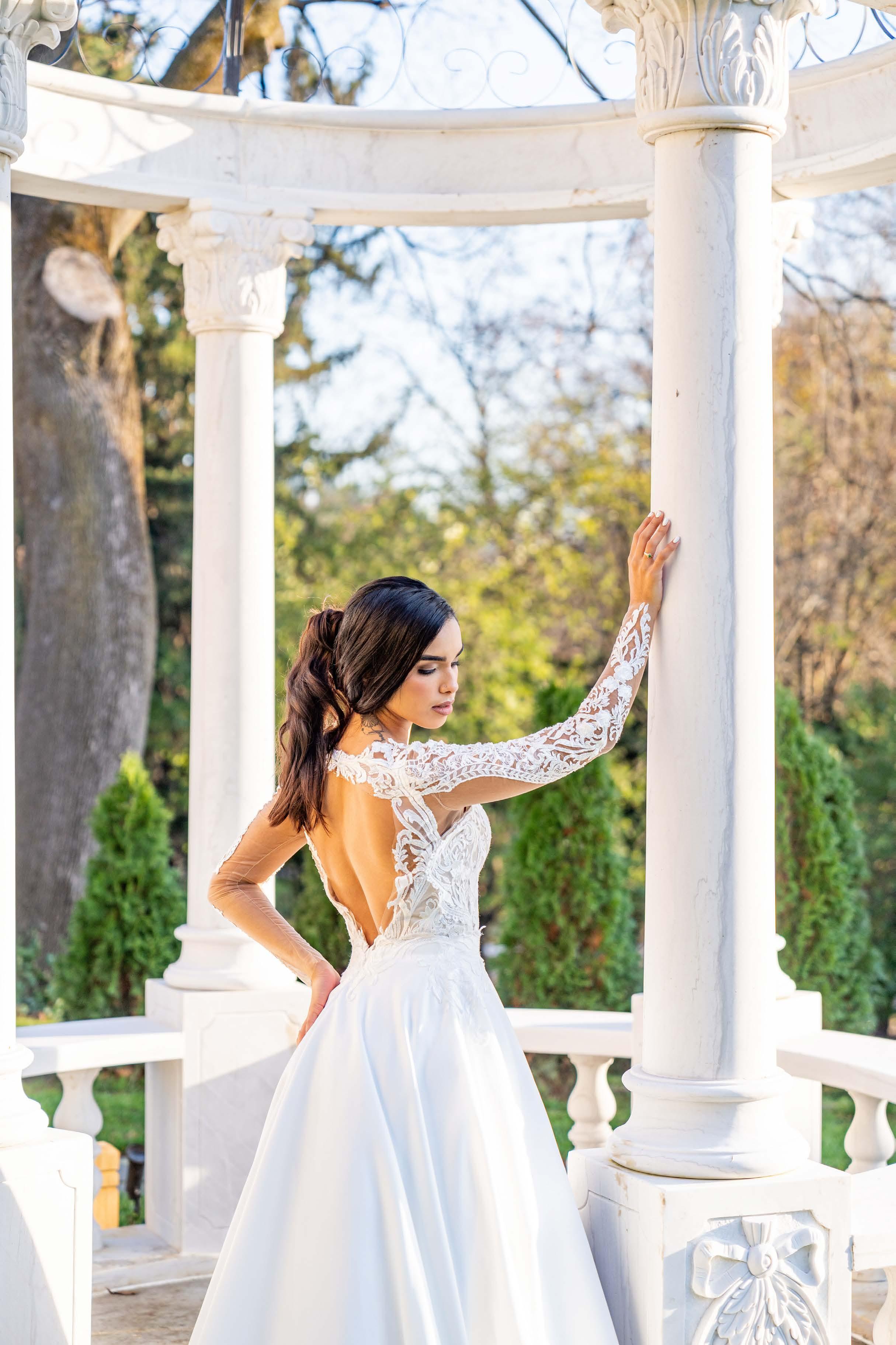 Timeless Touch Catalog by Nicole Wzorek - Issuu