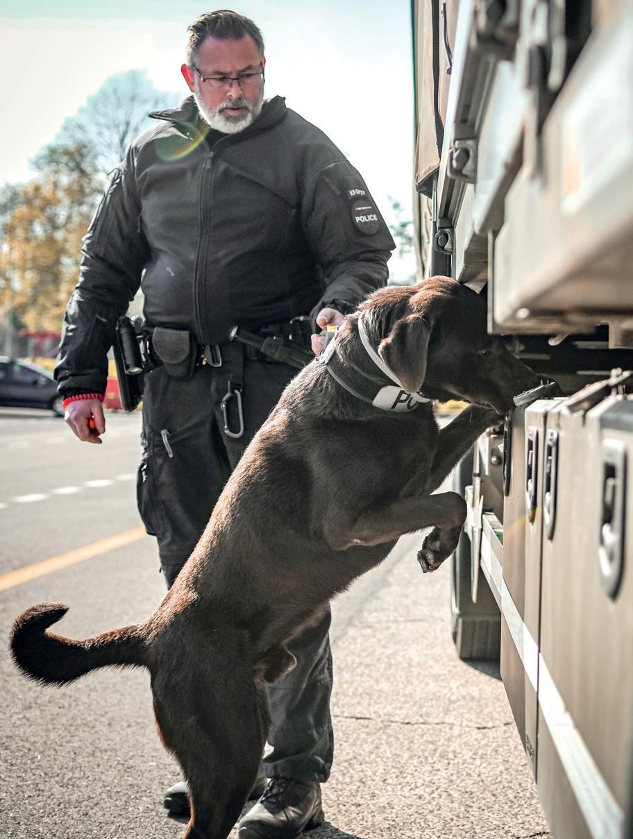 Die Spürnasen der Transportpolizei