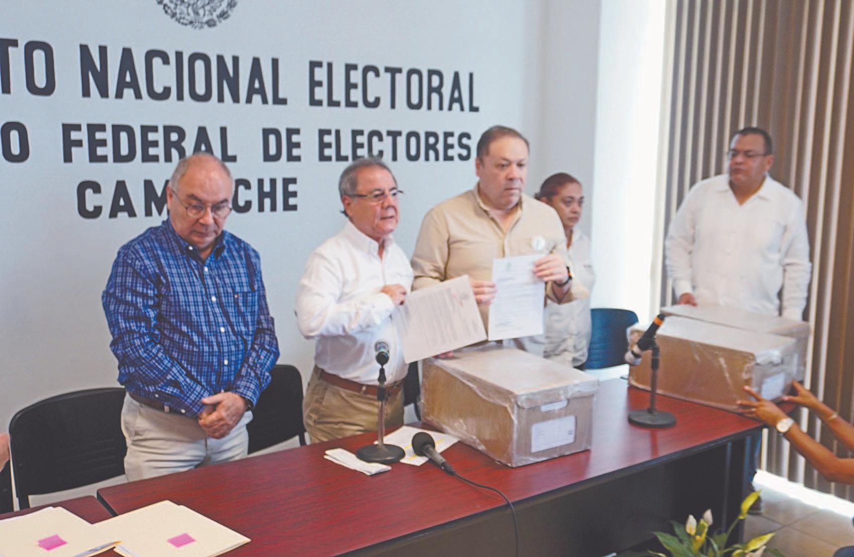 Memeland (@Actitud.Nayarit) • Facebook, image size:1697x1108