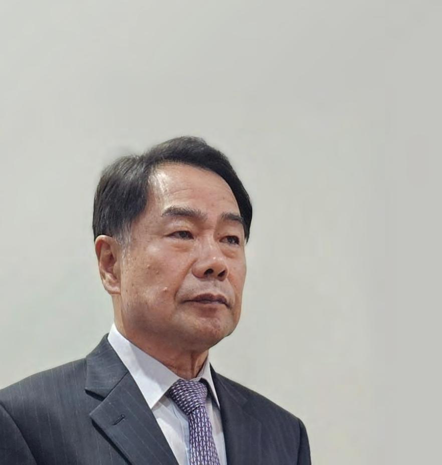 장칼국수 ( 8천원)….매밀전병 (8천원) Jang Kalguksu 8,000won, buckwheat rolled jeon  (8,000won). But got the jeon for free, because the 사장님 was kind. The  kalguksu here is much spicier than other places. But, image size:882x928