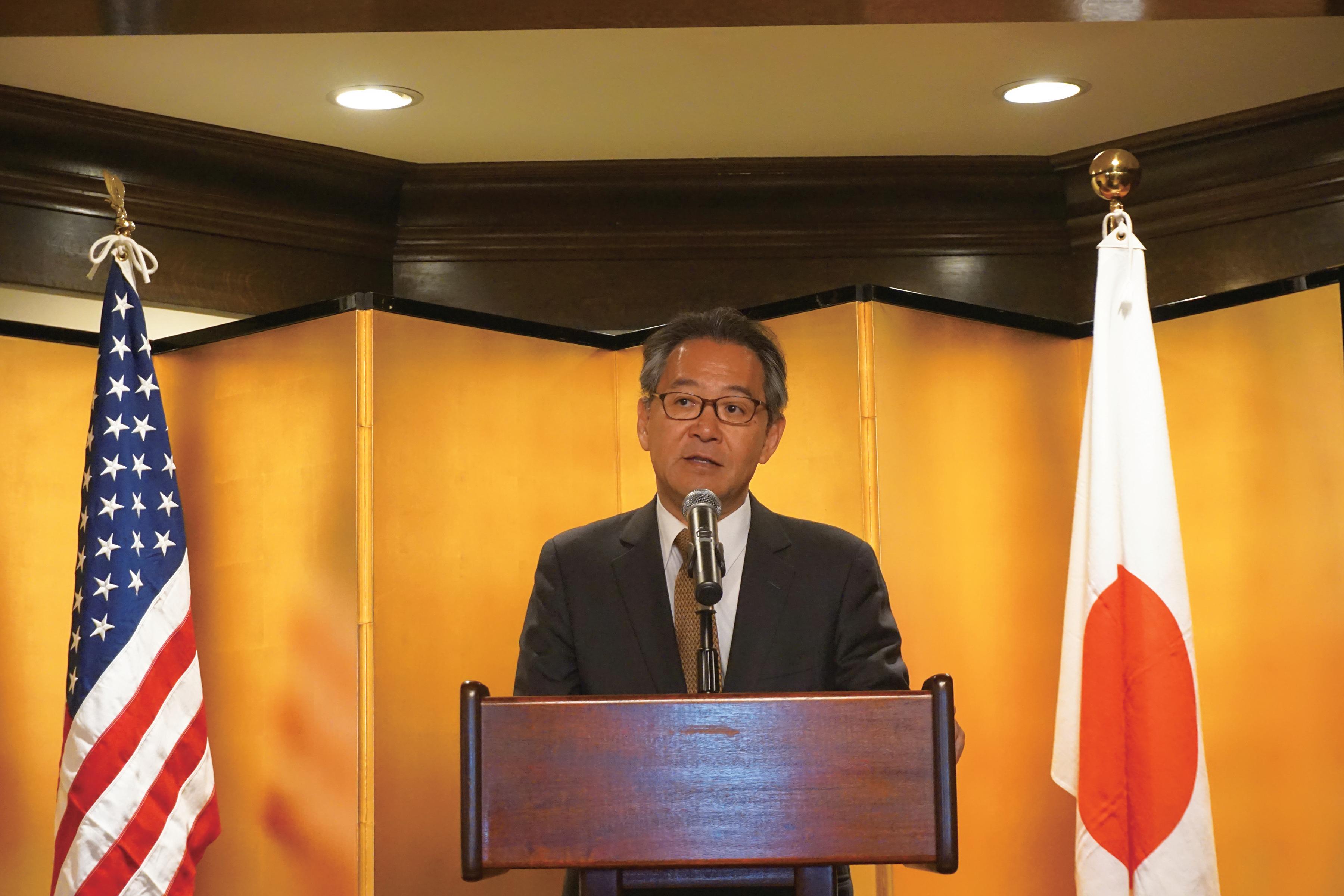 INTERVIEW: 自由主義の推進とこれからの繁栄を請け負うアジア外交のエキスパート 在シアトル日本国総領事館 総領事 伊従 誠さん by  シアトル日本語情報誌『ソイソース』 - Issuu