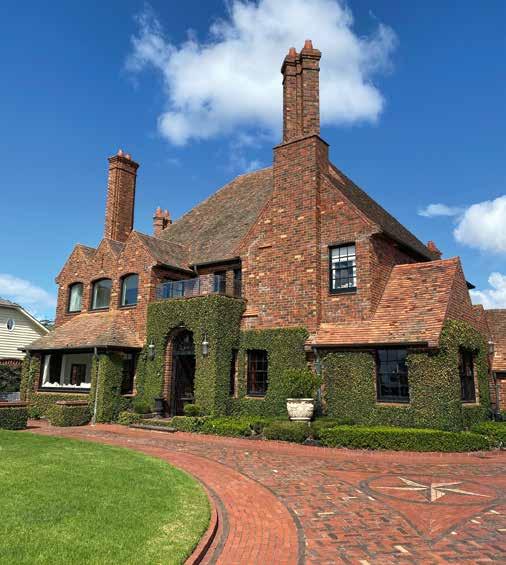 Lifting the curtains on Mornington’s mystery house