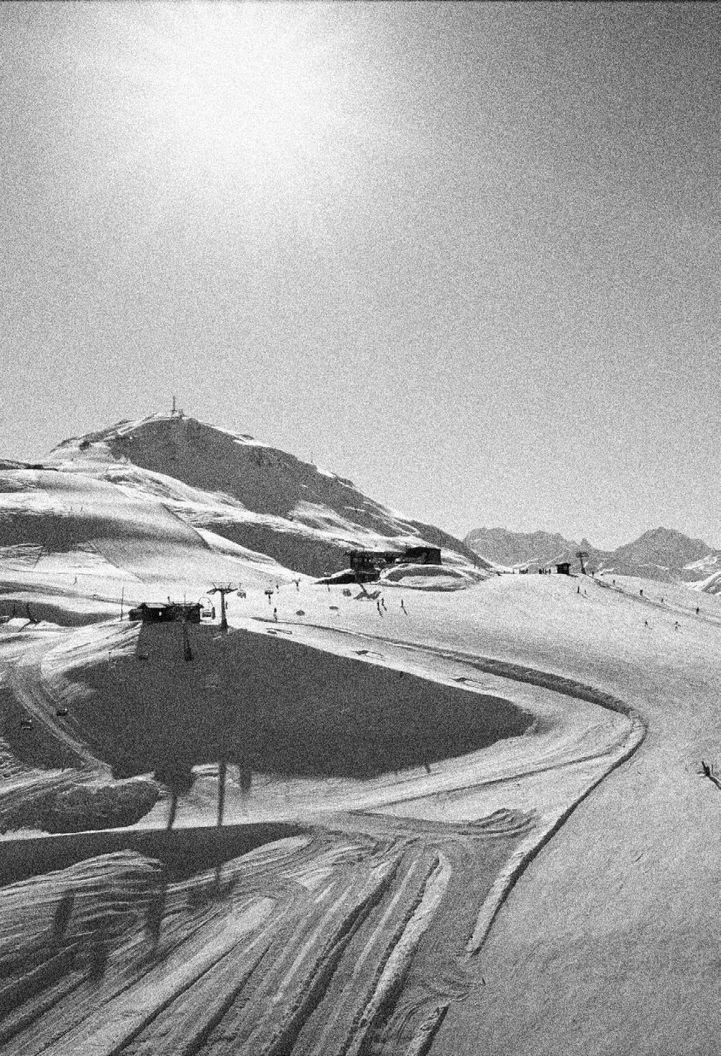 Rethinking Anthropocene Architecture At Altitude I Pt. 1 by Marthe Van  Rompaey - Issuu, image size:1052x1540