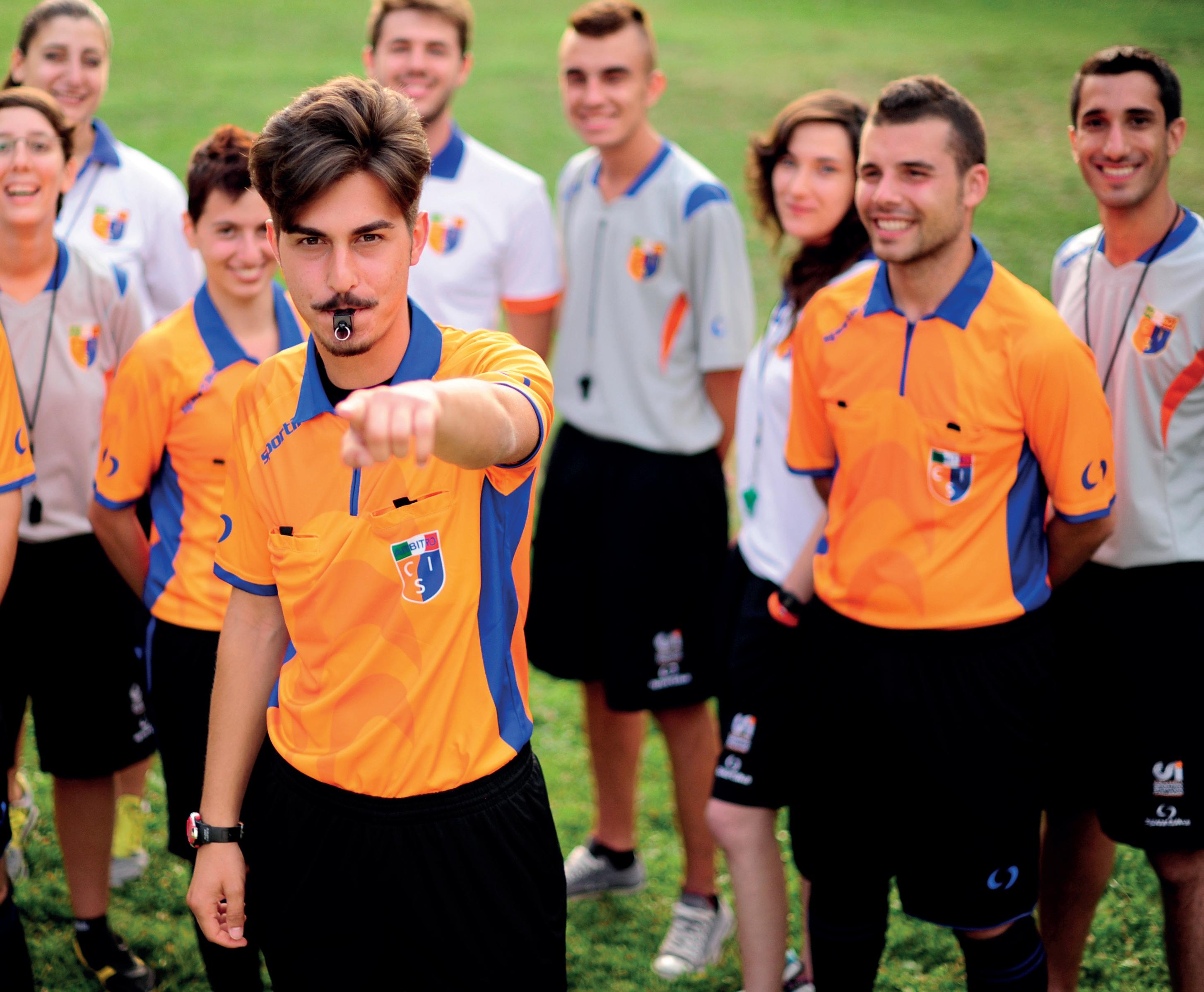 Cover for L’arbitro salva la partita
