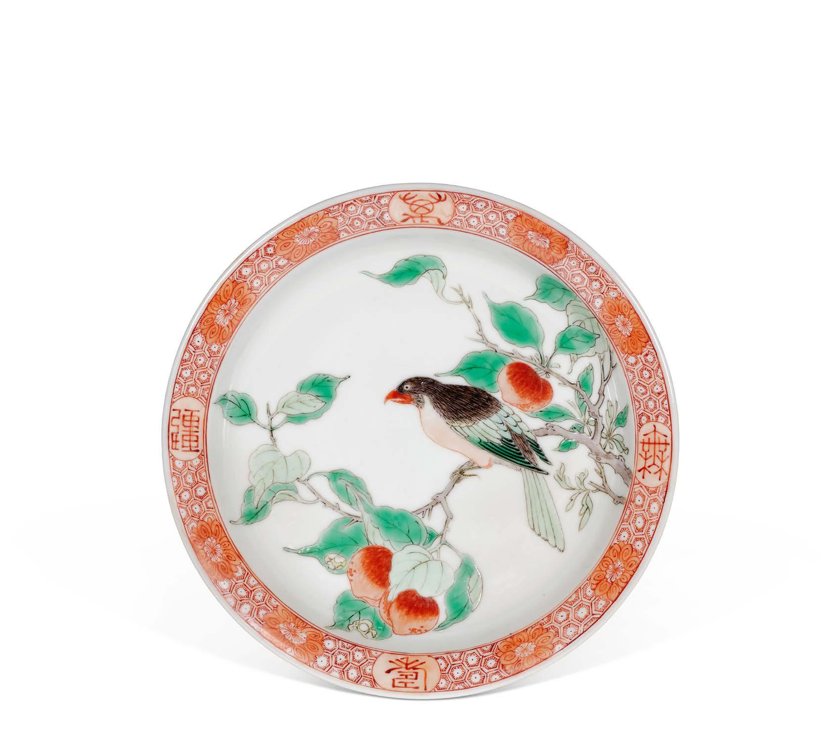 【1901CCD0011】中国古董品 清 粉彩【連花紋】手彫 罐 皿 中國古美術 妙美品 秀作 置物 古董品 古玩 收藏品