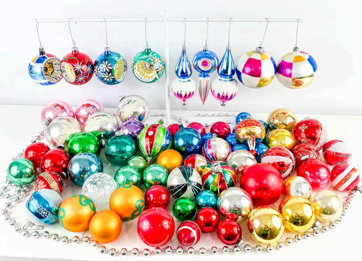 2024 Vintage Holiday Gift Guide by thevintageseeker - Issuu