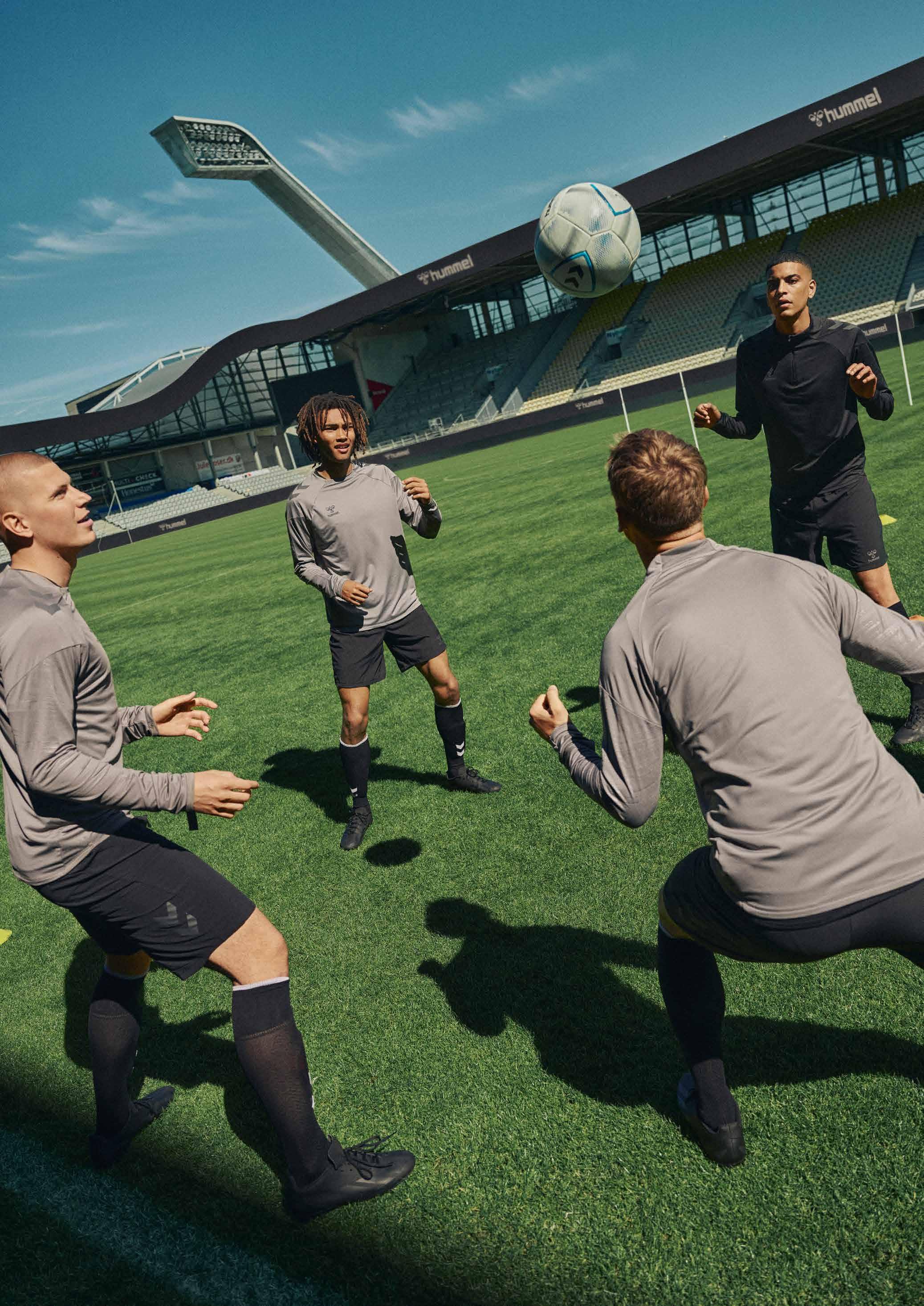 Hummel Teamsport Katalog 2025 by indoortrends.de Issuu