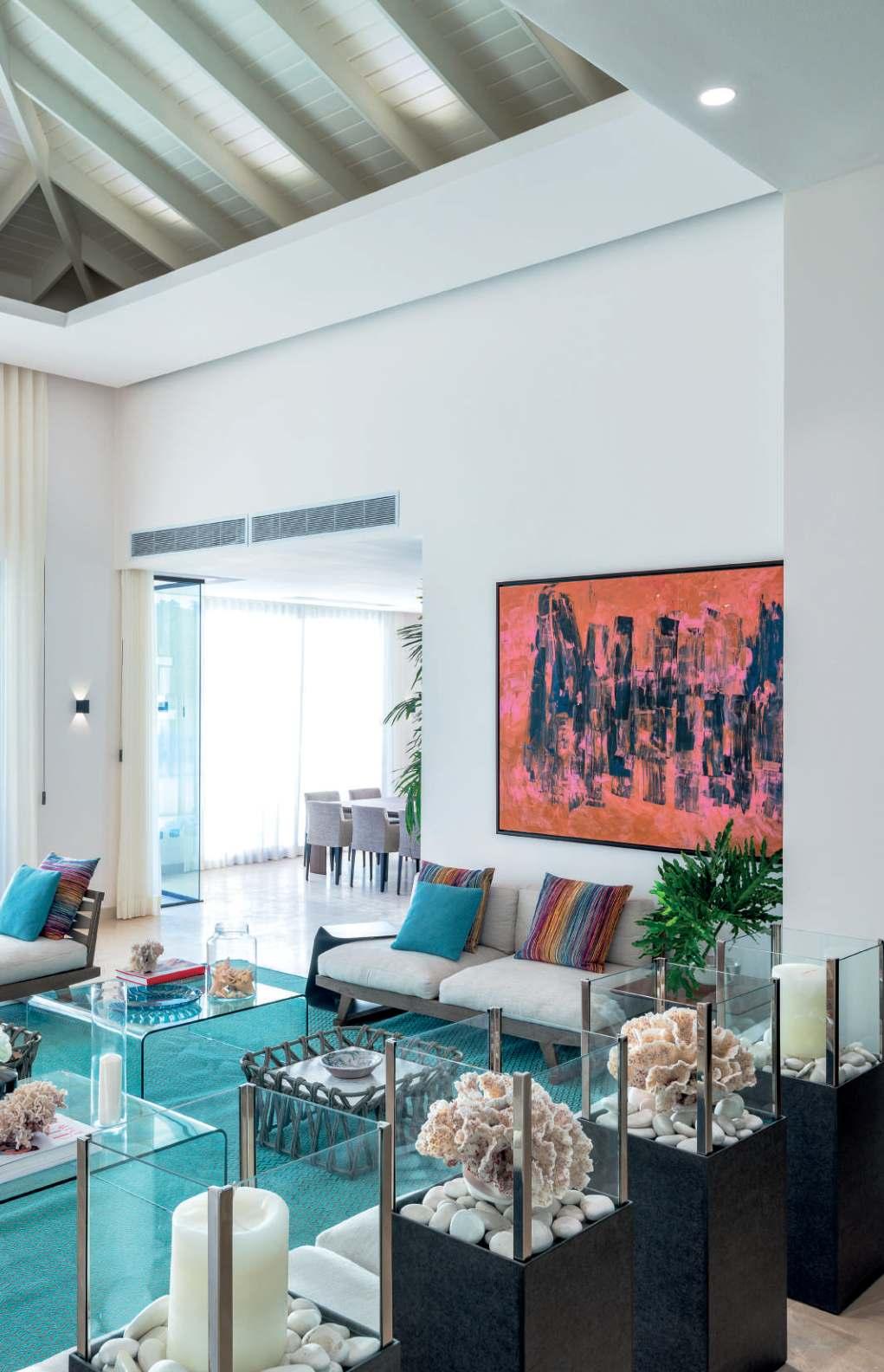 Elegante Encimera De Cocina Con Cuchillo Vintage Y Decoración De Comedor  Durante La Tarde Imagen de archivo - Imagen de travieso, elegancia:  385476767, image size:1021x1584