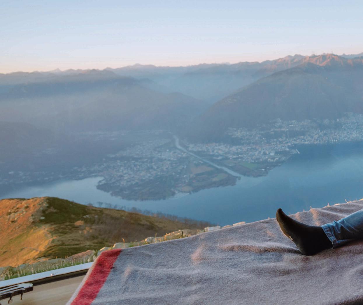 n. 10 - Autunno 2009 - Le montagne divertenti, image size:1245x1047