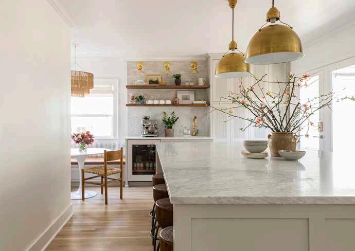 A SEATTLE TUDOR Gets a Modern Refresh