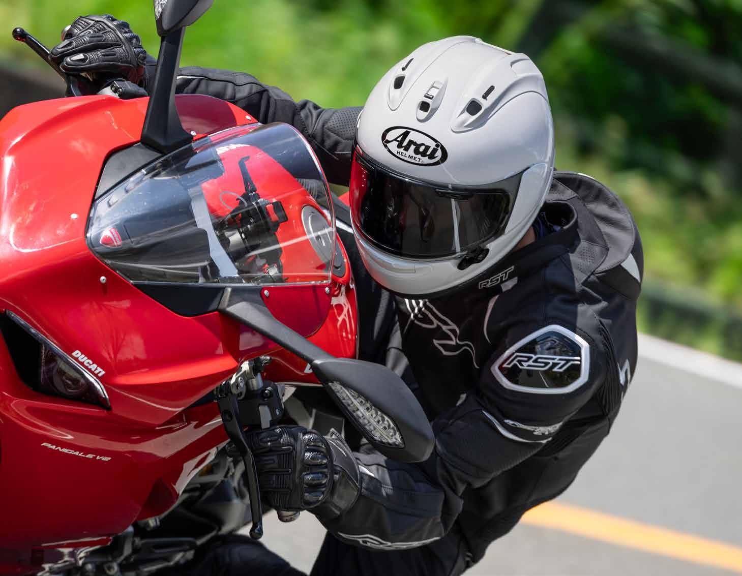 araiページ Arai 2025 Collection Brochure (ENG) by Arai Helmet (Europe