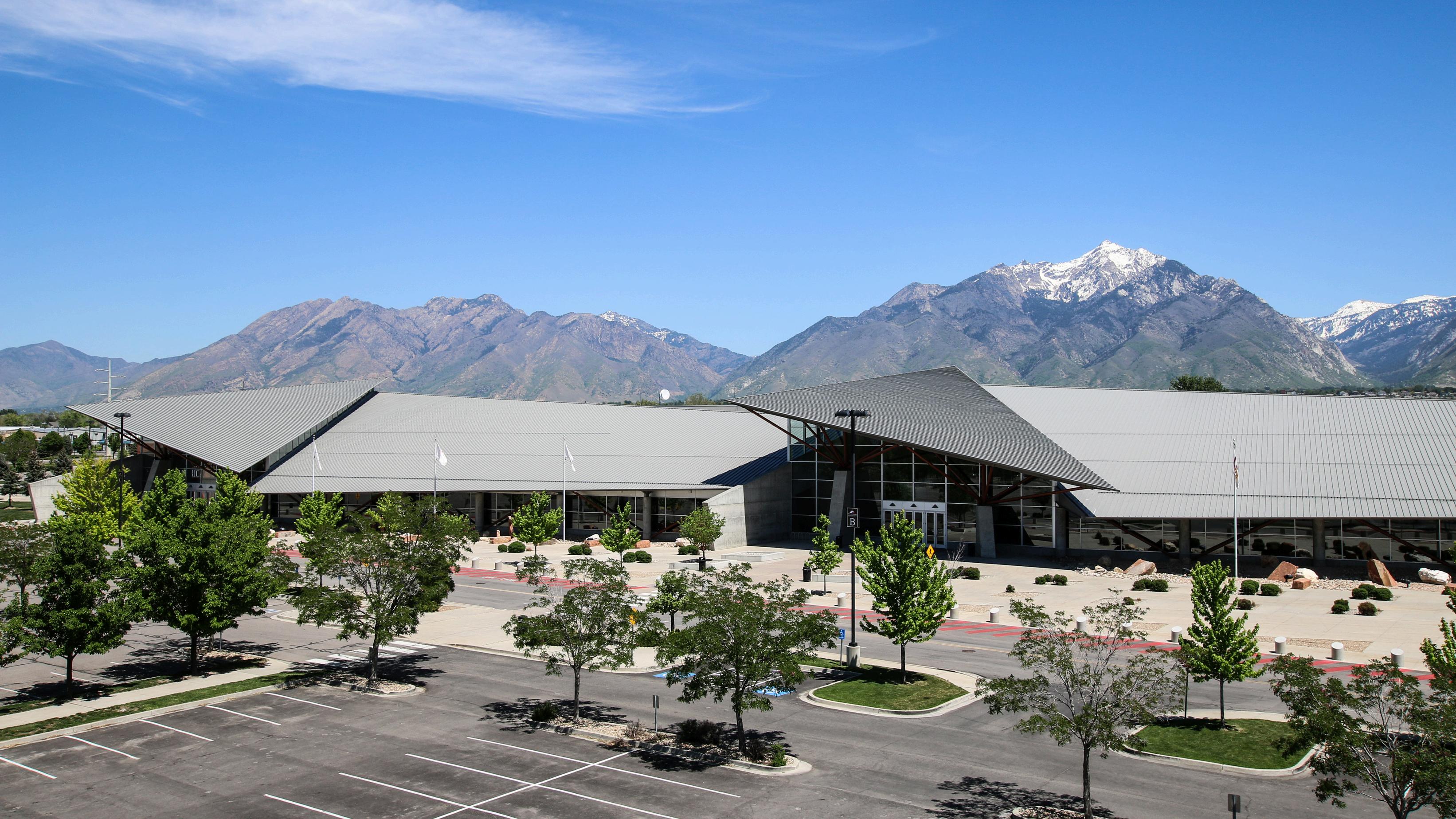 Mountain America Exposition Center Sales Brochure by SPCCMAEC - Issuu