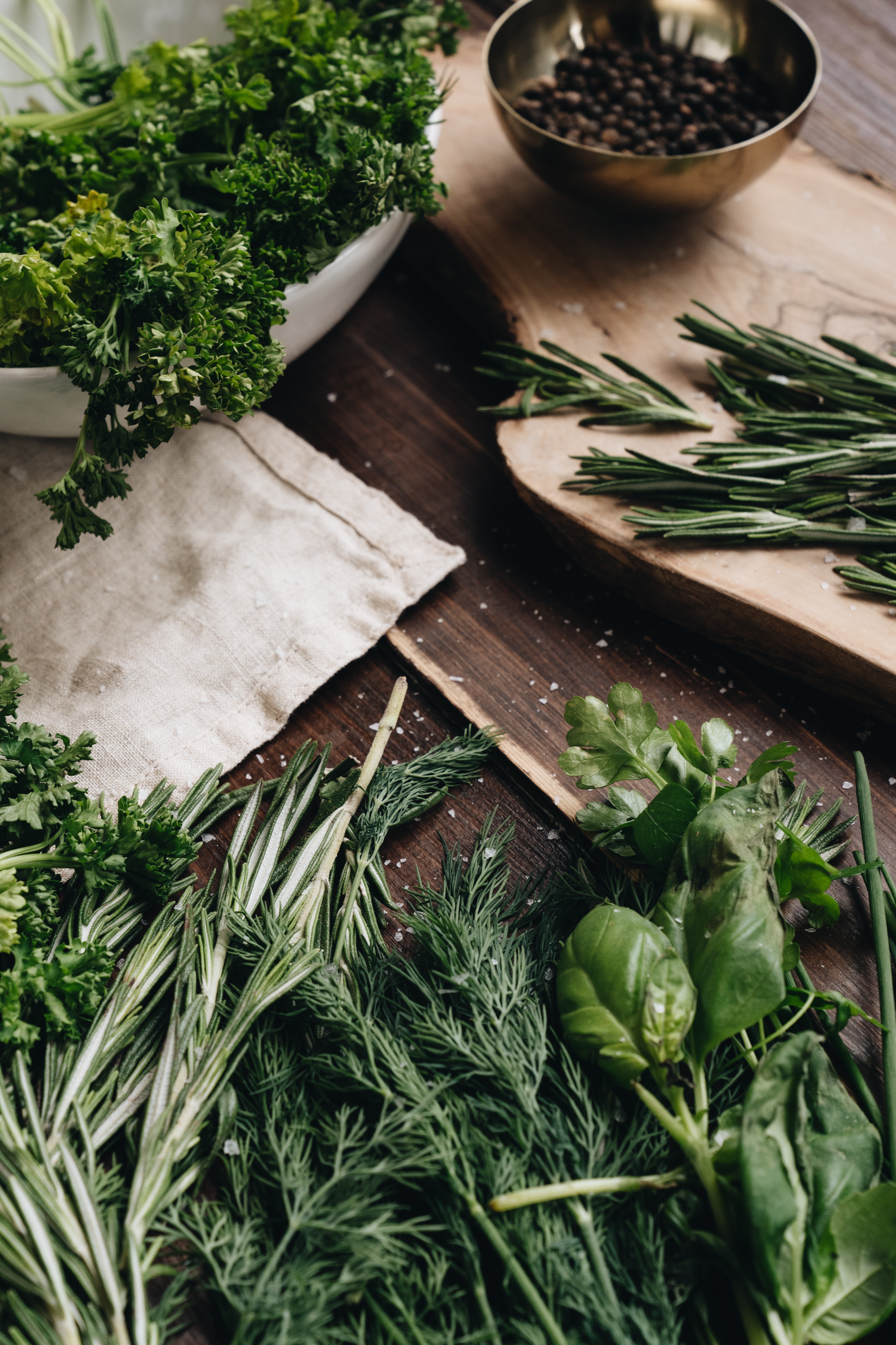 A GUIDE TO HERBS
