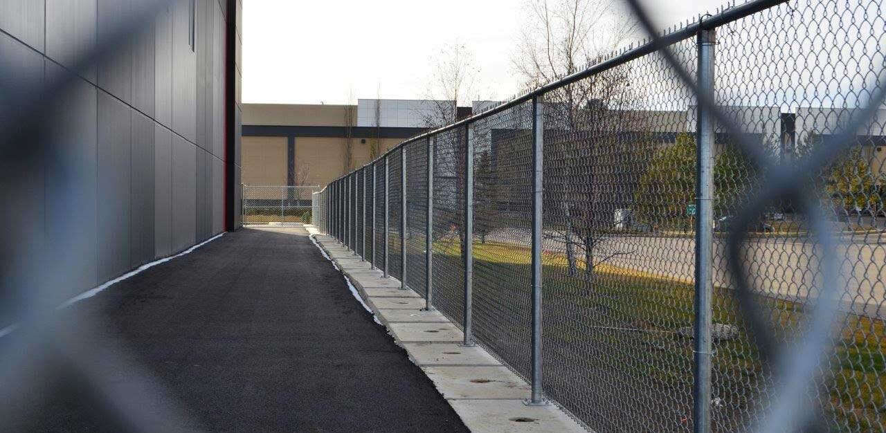 Cover for Chain Link Fences: A Sustainable Choice for a Changing World